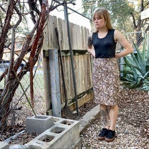 Gorgeous paisley pencil skirt size 6